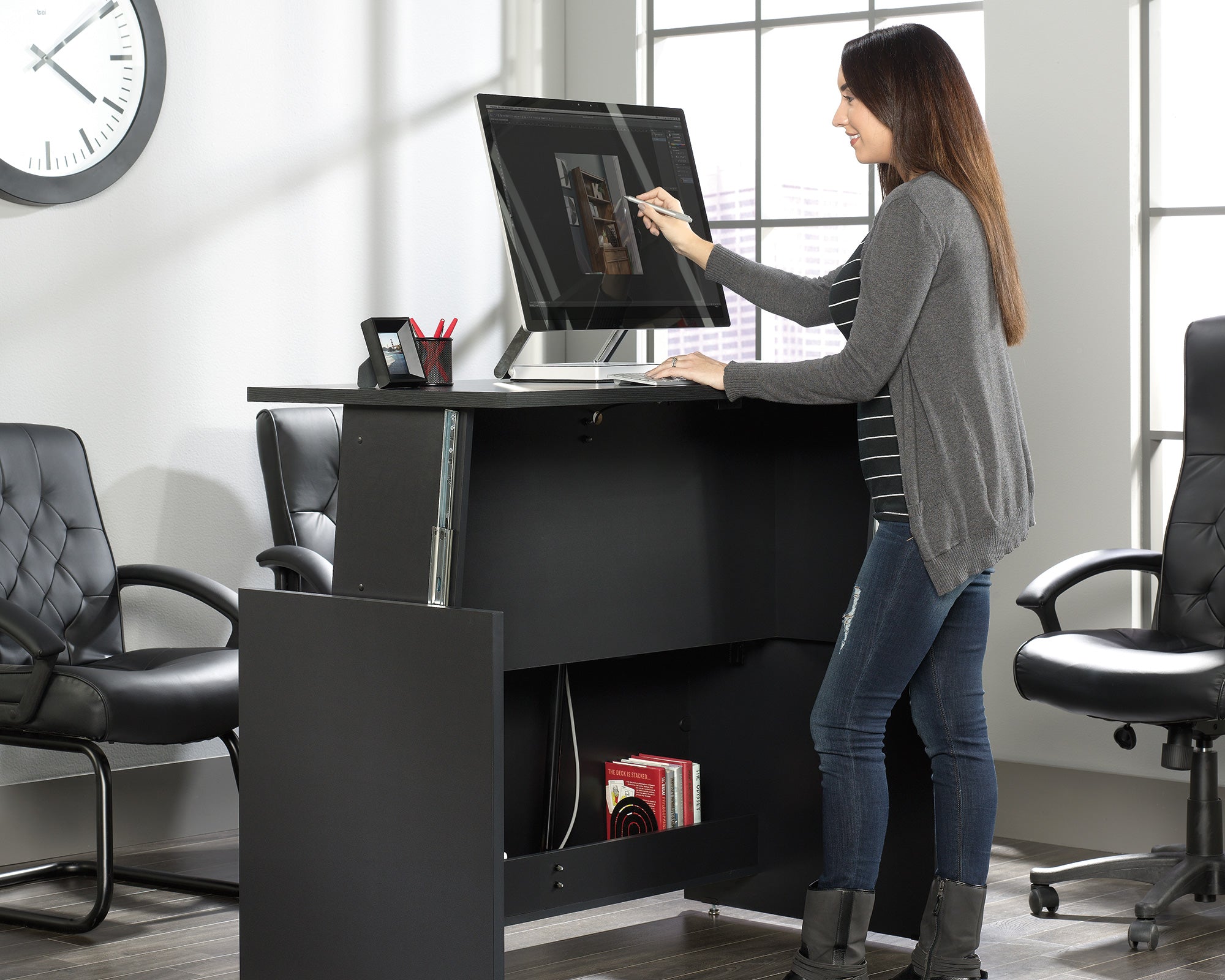 Vertex Sit/Stand Desk Bourbon Oak