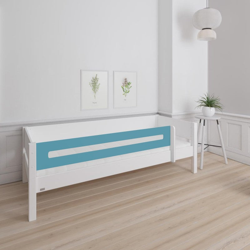 Manis-h White Day Bed with Safety Rail in Petroleum