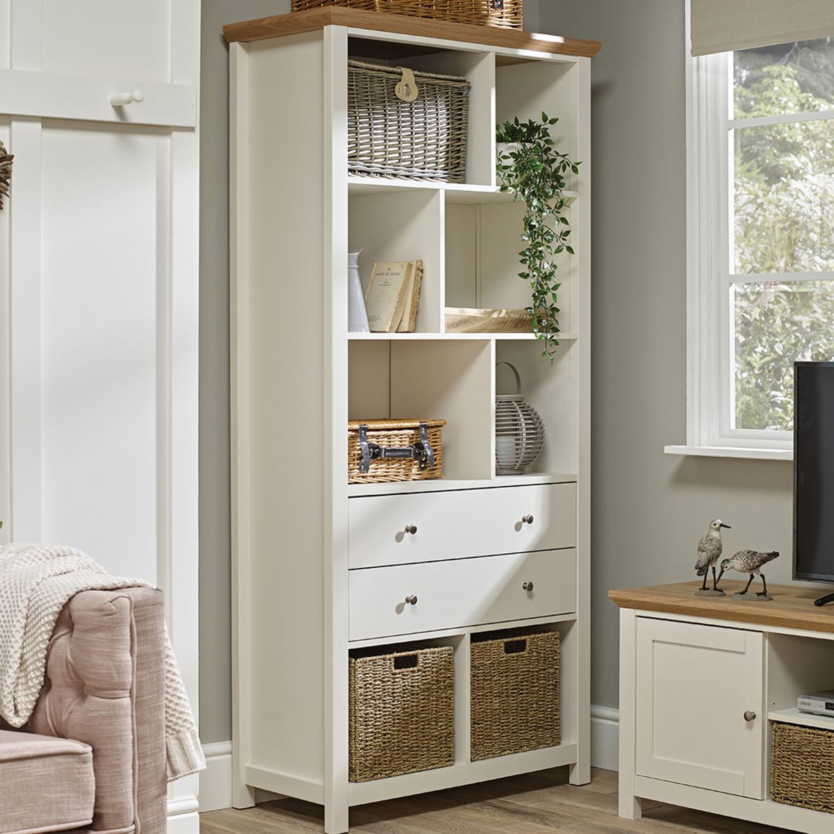 Costwold Bookcase Cream