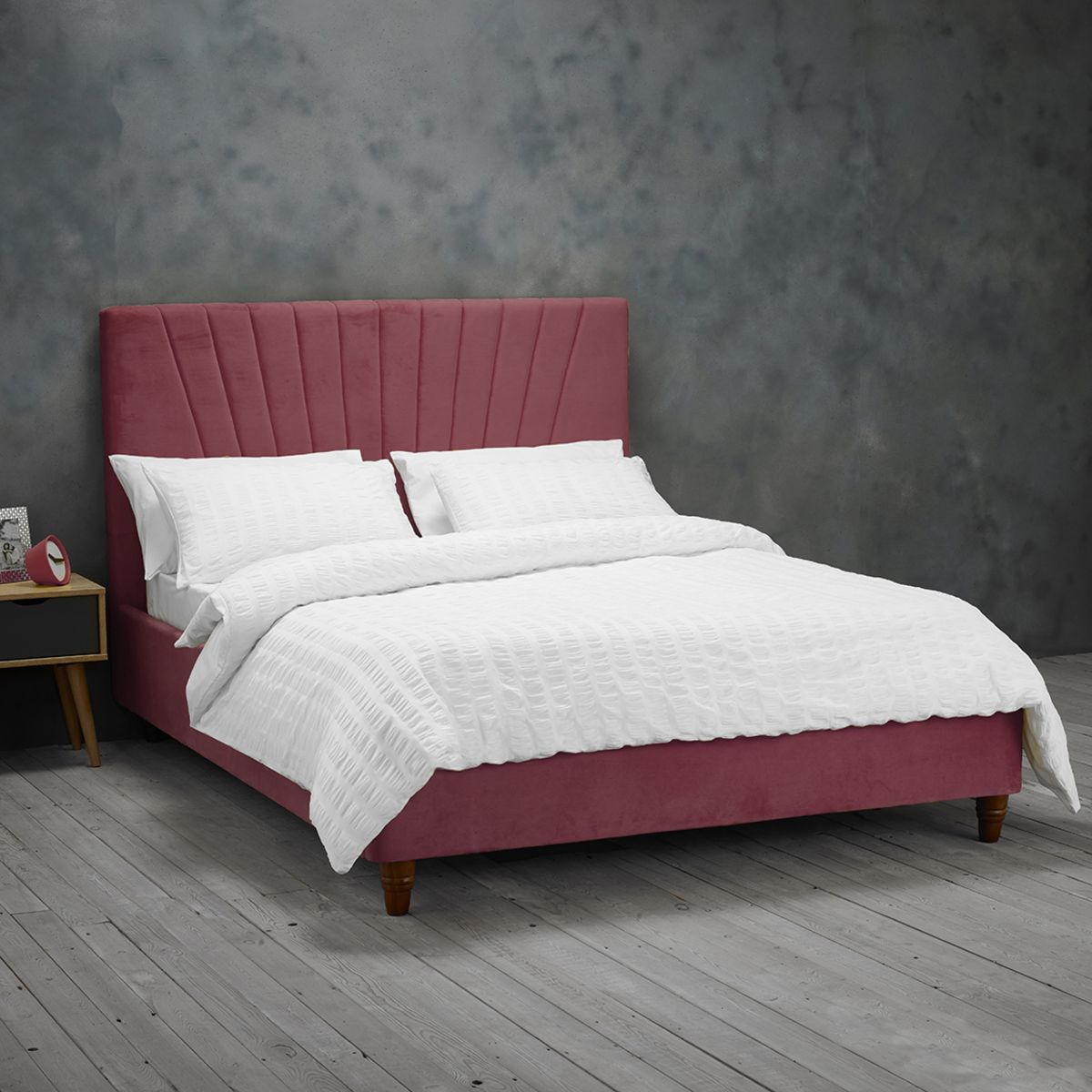 Lexie Kingsize Bed Pink